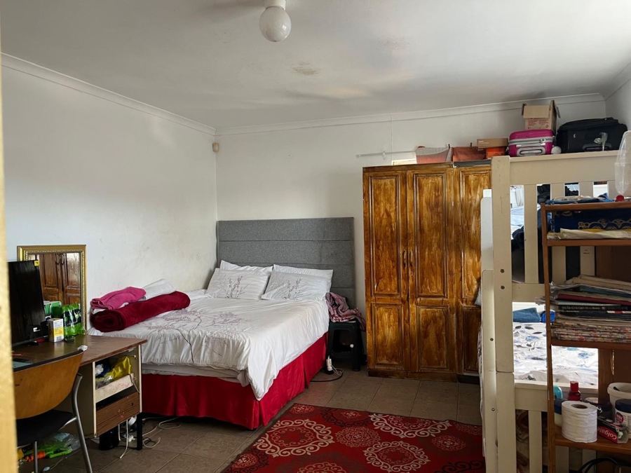  Bedroom Property for Sale in Cravenby Western Cape